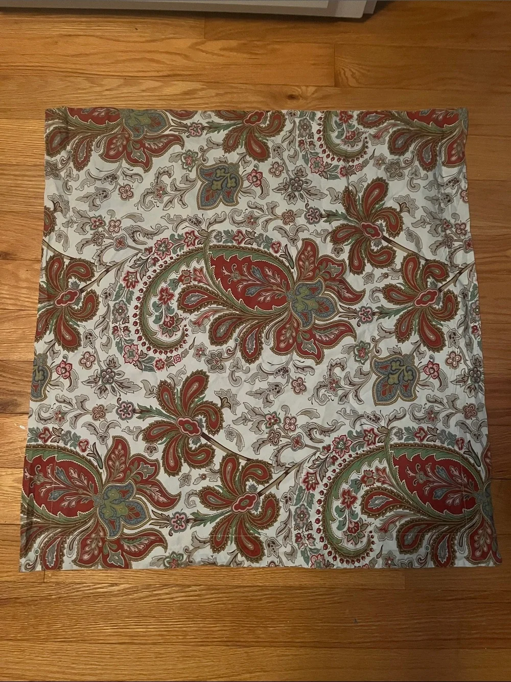 Pottery Barn Paisley Accent eurosham 26” square Fabric in Cream, Red, and Green
